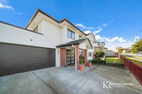Photo of property in 5 Kereru Rise, Papakura, 2110