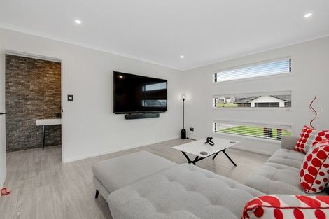 Photo of property in 23 Urumaraki Avenue, Helensville, 0800