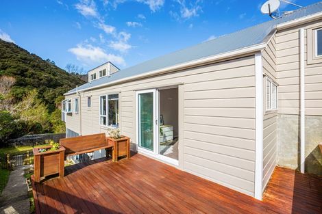 Photo of property in 25 The Companionway, Whitby, Porirua, 5024