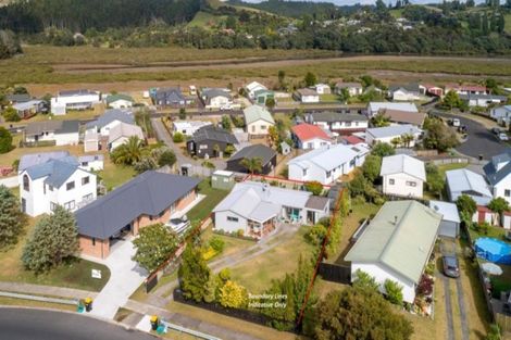 Photo of property in 103 Martyn Road, Whangamata, 3620