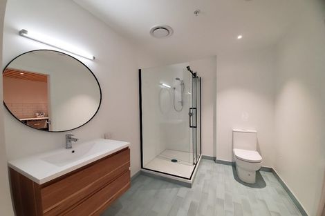 Photo of property in 155 Queen Street, Northcote Point, Auckland, 0627