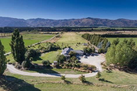 Photo of property in 1044 Lake Hawea-albert, Albert Town, Wanaka, 9382