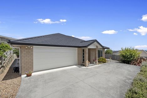 Photo of property in 79 Rototuna Road, Rototuna, Hamilton, 3210
