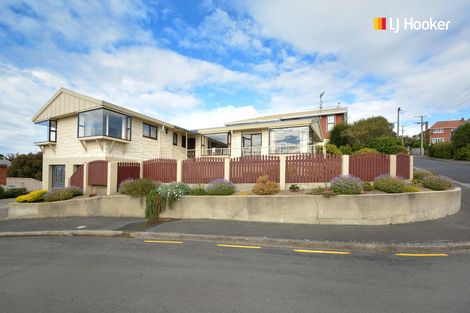 Photo of property in 32 Bangor Terrace, Kew, Dunedin, 9012