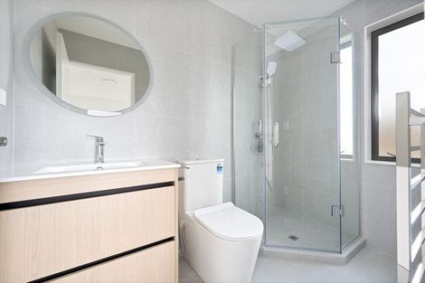 Photo of property in 44 Taipahitini Road, Rosehill, 2113