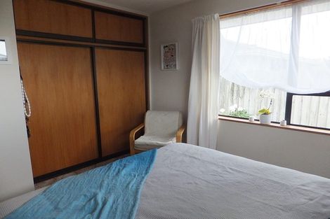 Photo of property in 3 Regency Crescent, Redwood, Christchurch, 8051