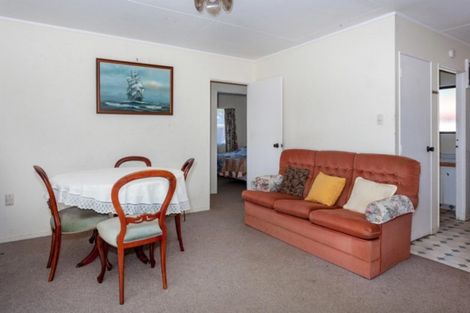 Photo of property in 122a Mayfair Avenue, Whangamata, 3620