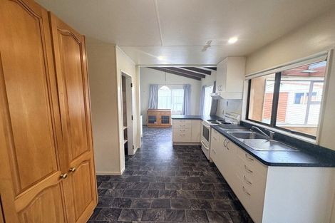 Photo of property in 40 Folkestone Drive, Flaxmere, Hastings, 4120