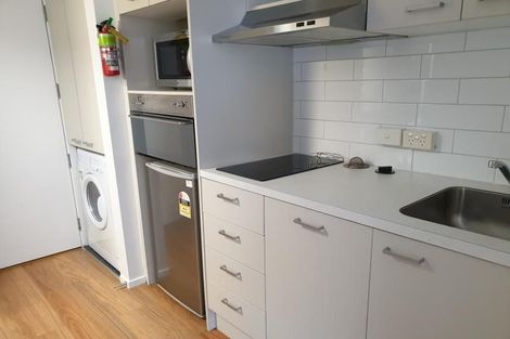 Photo of property in 96 On Symonds Apartments, 1004/96 Symonds Street, Grafton, Auckland, 1010
