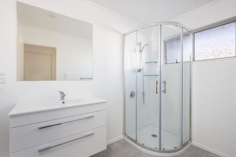 Photo of property in 1/7 Brierley Place, Marfell, New Plymouth, 4310