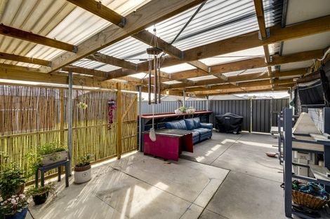 Photo of property in 28 Mcnaughton Place, Onekawa, Napier, 4110