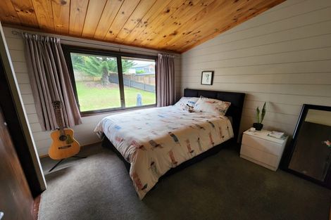 Photo of property in 12 The Glade South, Pukekohe, 2120