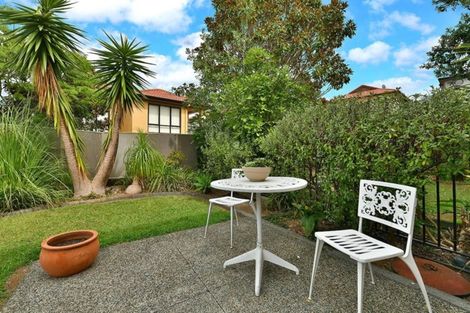 Photo of property in 44 Trimaran Drive, Gulf Harbour, Whangaparaoa, 0930