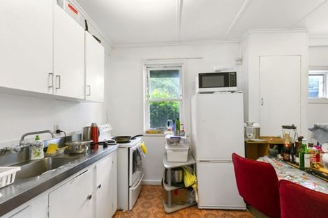 Photo of property in 7 Crawford Road, Kilbirnie, Wellington, 6022