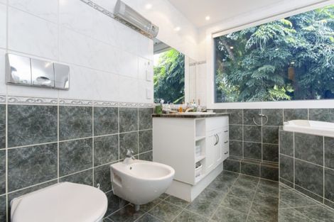 Photo of property in 1/8 Sarsfield Street, Herne Bay, Auckland, 1011