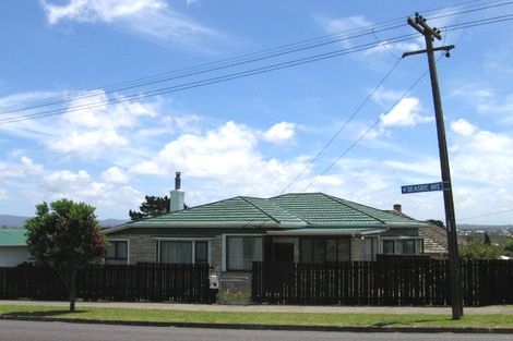 Photo of property in 1 Seaside Avenue, Waterview, Auckland, 1026