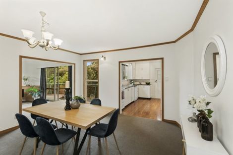Photo of property in 205 Miromiro Road, Normandale, Lower Hutt, 5010