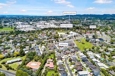 Photo of property in 23 Midhurst Avenue, Henderson, Auckland, 0612