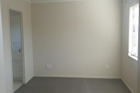 Photo of property in 12 Orbit Place, Flat Bush, Auckland, 2019