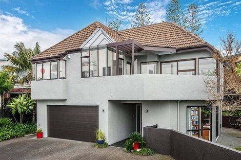 Photo of property in 2/4 Prospect Terrace, Milford, Auckland, 0620