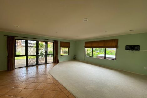 Photo of property in 3 Drumfearn Place, Rototuna, Hamilton, 3210