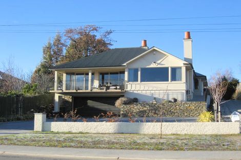Photo of property in 142 Warren Street, Wanaka, 9305