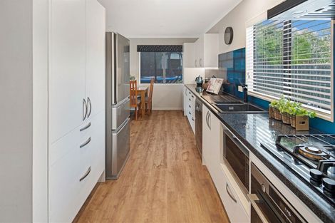 Photo of property in 3 Mayaro Crescent, Grenada Village, Wellington, 6037