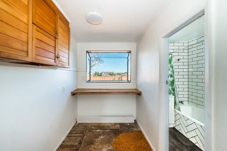 Photo of property in 14 Kowhai Grove, Raumati Beach, Paraparaumu, 5032