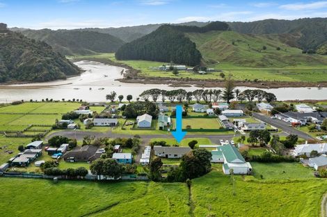 Photo of property in 6 Briscoe Street, Awakino, Mokau, 4376