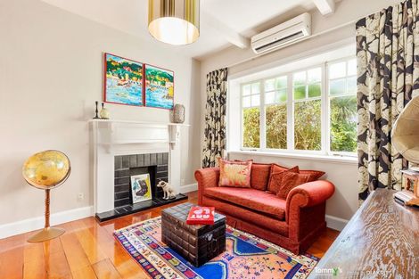 Photo of property in 32 Raroa Road, Kelburn, Wellington, 6012