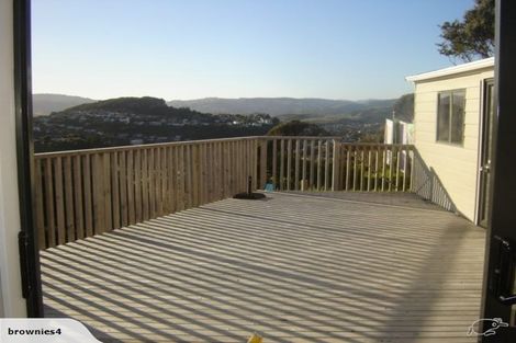 Photo of property in 3 Makora Grove, Paremata, Porirua, 5024
