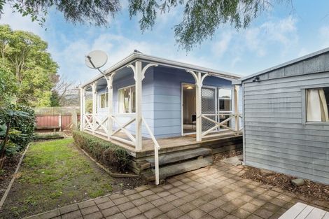 Photo of property in 2/62 Parkers Road, Tahunanui, Nelson, 7011
