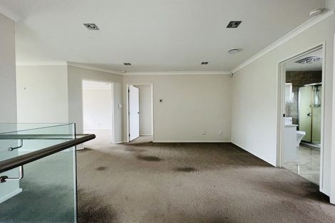 Photo of property in 16 Kira Road, Flat Bush, Auckland, 2016