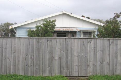 Photo of property in 15 York Street, Moera, Lower Hutt, 5010