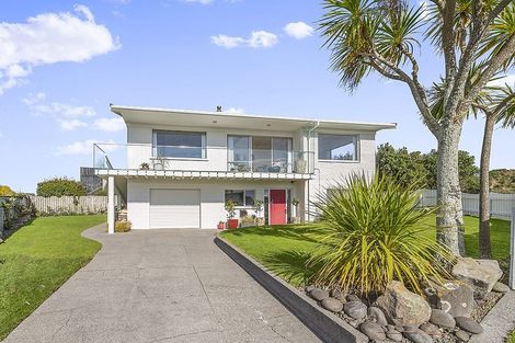Photo of property in 2a Wanaka Terrace, Bell Block, New Plymouth, 4312