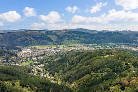 Photo of property in 72 Avro Road, Blue Mountains, Upper Hutt, 5371