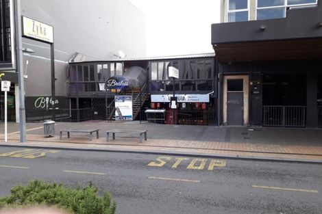 Photo of property in 161 Victoria Street, Cambridge, 3434