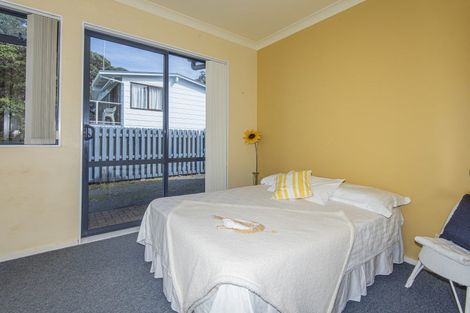 Photo of property in 191 Oakura Road, Oakura, Hikurangi, 0184