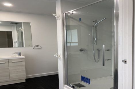 Photo of property in 18 Shoal Bay Road, Devonport, Auckland, 0624