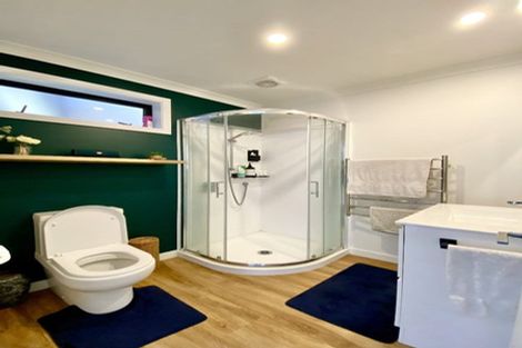 Photo of property in 10 Ara Patukawenga, Tawa, Wellington, 5028