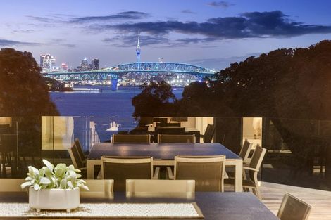 Photo of property in 39 Maritime Terrace, Birkenhead, Auckland, 0626