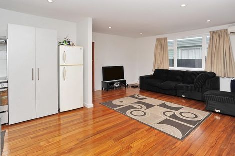 Photo of property in 180 Bower Avenue, New Brighton, Christchurch, 8083