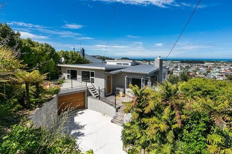 Photo of property in 52 Moana Crescent, Musselburgh, Dunedin, 9013