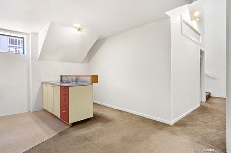 Photo of property in 10/5 Hopper Street, Mount Cook, Wellington, 6011