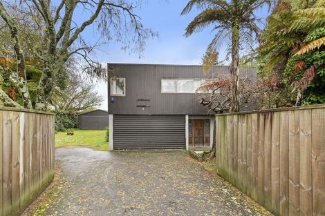 Photo of property in 113 Kawaha Point Road, Kawaha Point, Rotorua, 3010