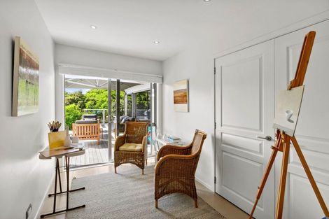 Photo of property in 296 Plymouth Road, Koru, New Plymouth, 4374