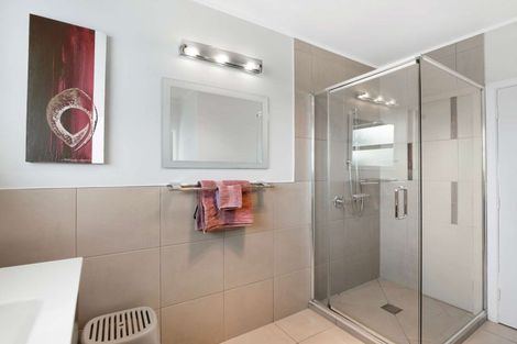 Photo of property in 16 Meadowvale Drive, Levin, 5510