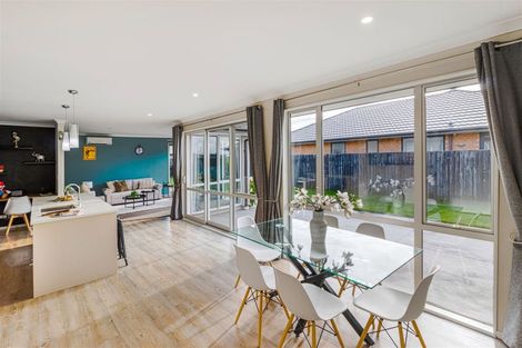 Photo of property in 4 Andesite Drive, Rolleston, 7614