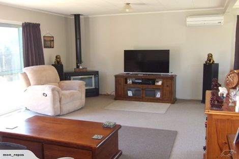 Photo of property in 11 Coleman Place, Darfield, 7510