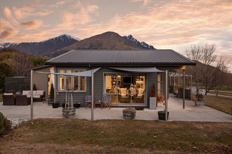 Photo of property in 44 Springbank Grove, Lower Shotover, Queenstown, 9371